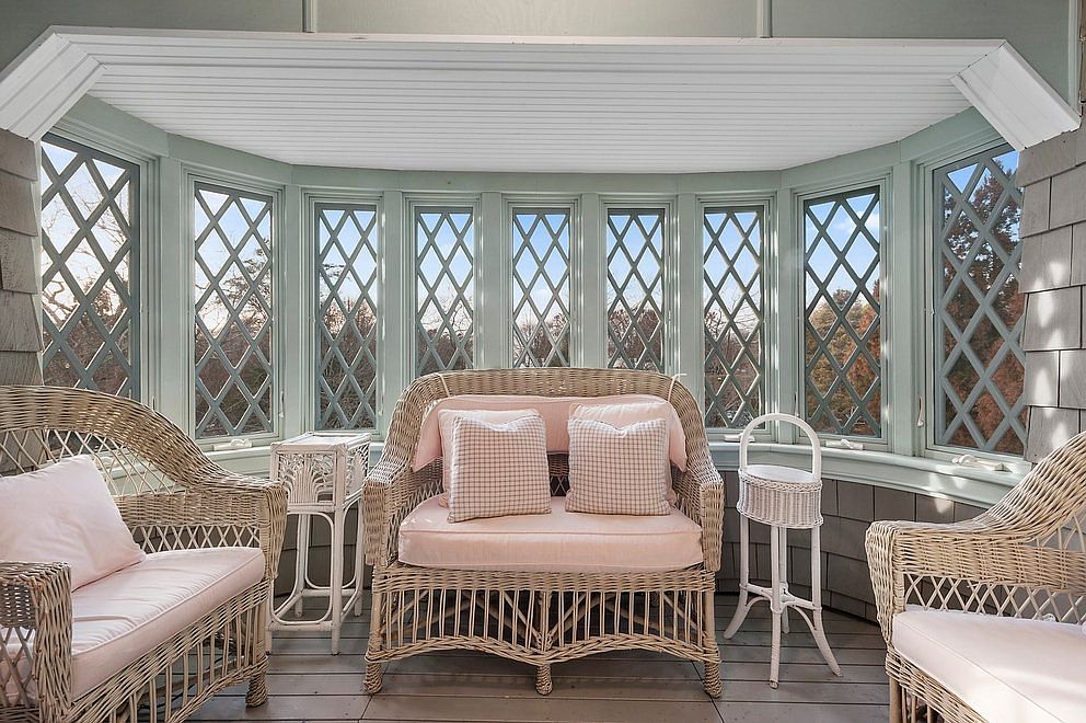 Feast Your Eyes On The Iconic Grey Gardens Estate