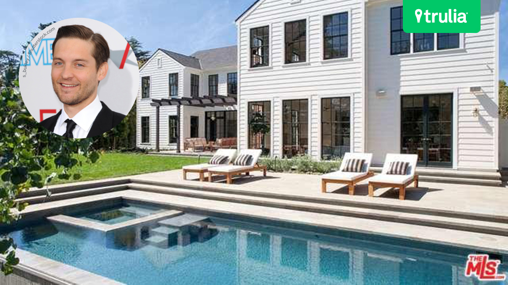 Tobey Maguire Buys In Brentwood CA New Construction Home Pool