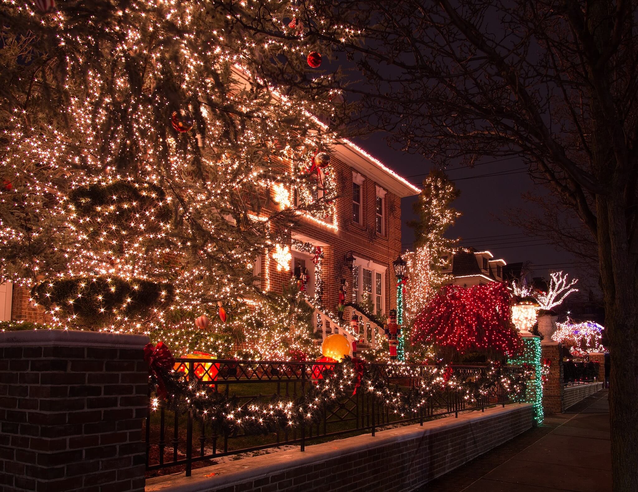 Christmas lights in Dyker Heights holidays in NYC