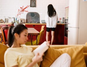 2 roommates in apartment how to find roommates in NYC