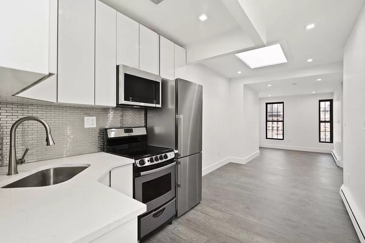 apartments with washer dryers - red hook brooklyn 2 bedroom
