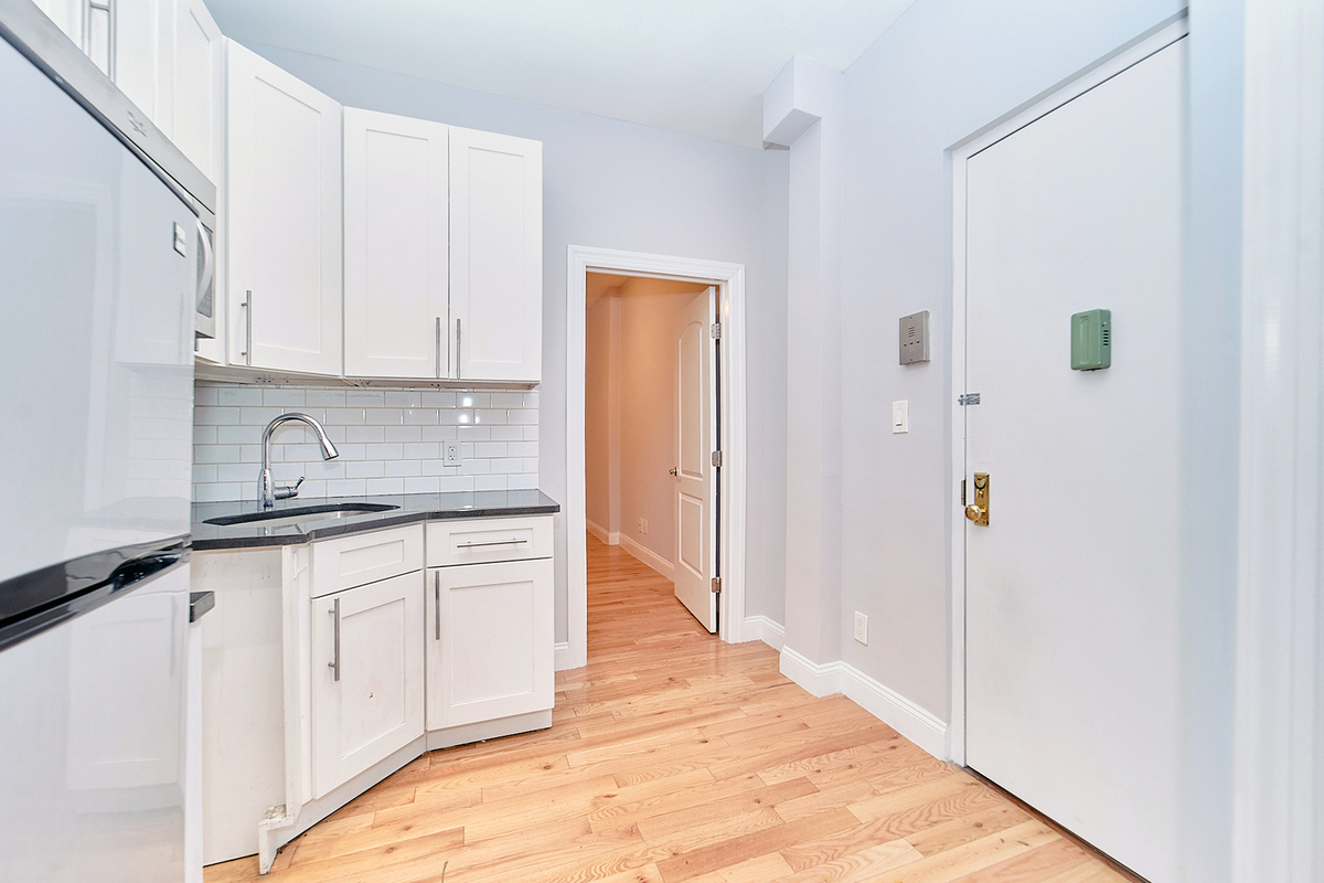 Hell's Kitchen & Chelsea Apartments 6 Great Rental Deals StreetEasy