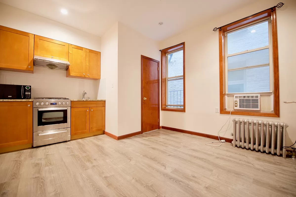 little italy 1br - kitchen and living room