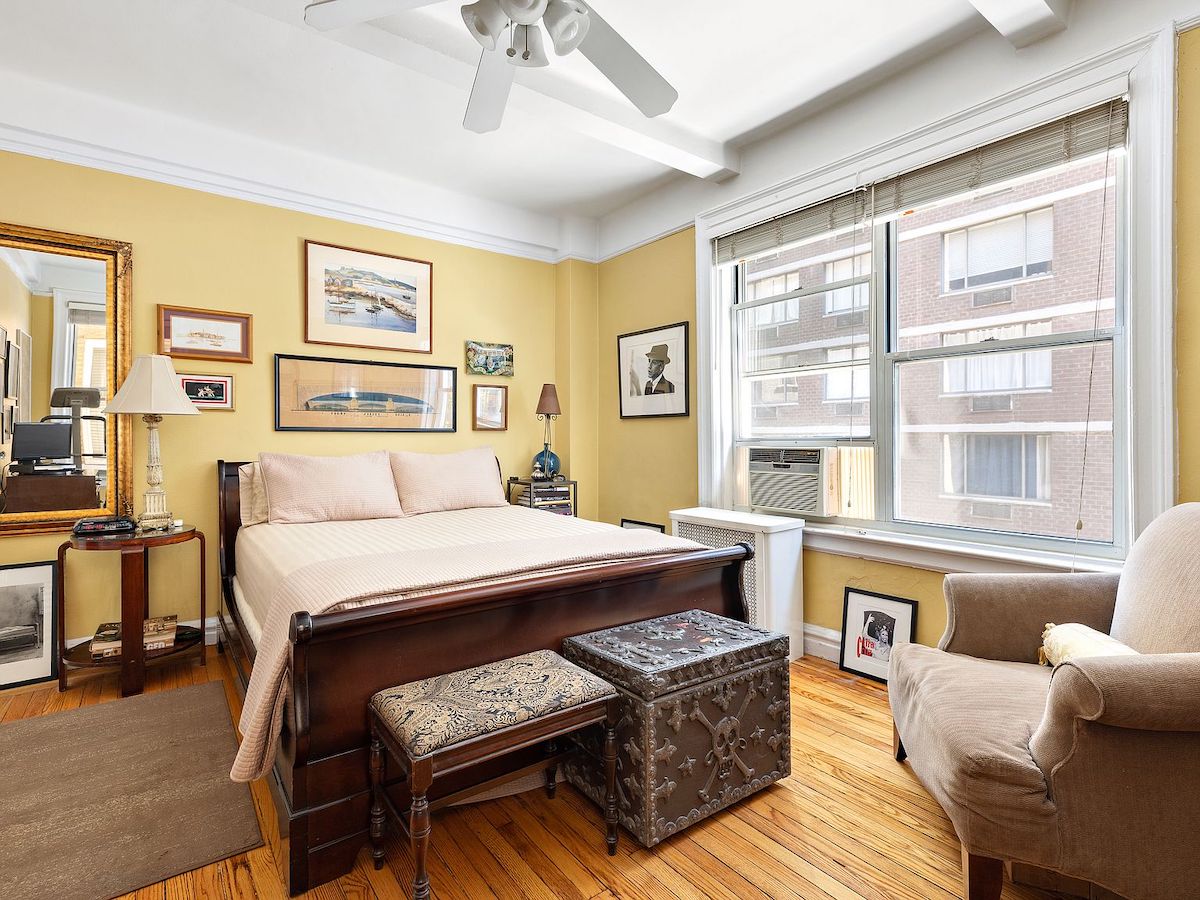 nyc apartments for $550k - hells kitchen