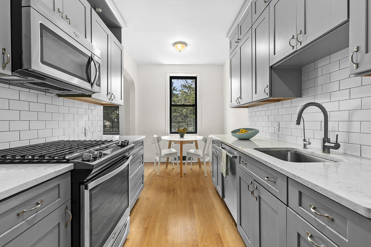 nyc apartments for $850k - windsor terrace 2br