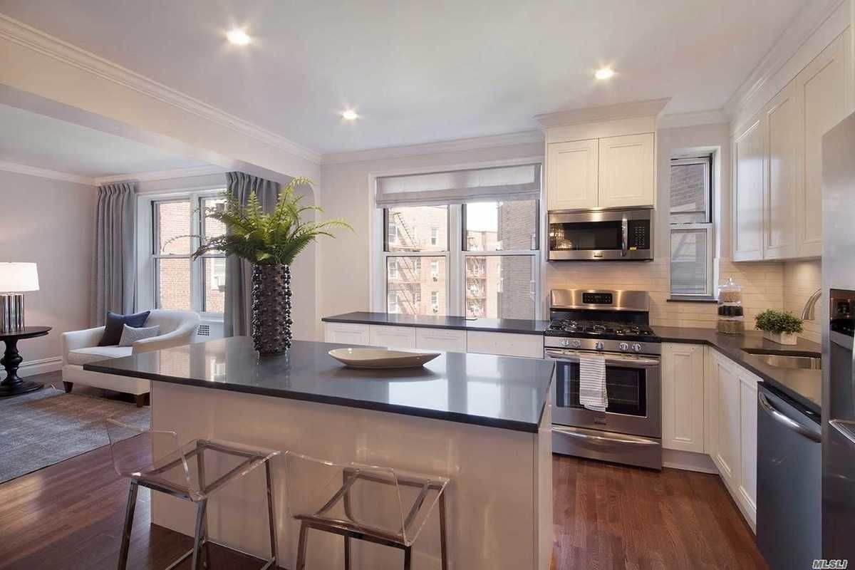 nyc apartments for $900k - jackson heights