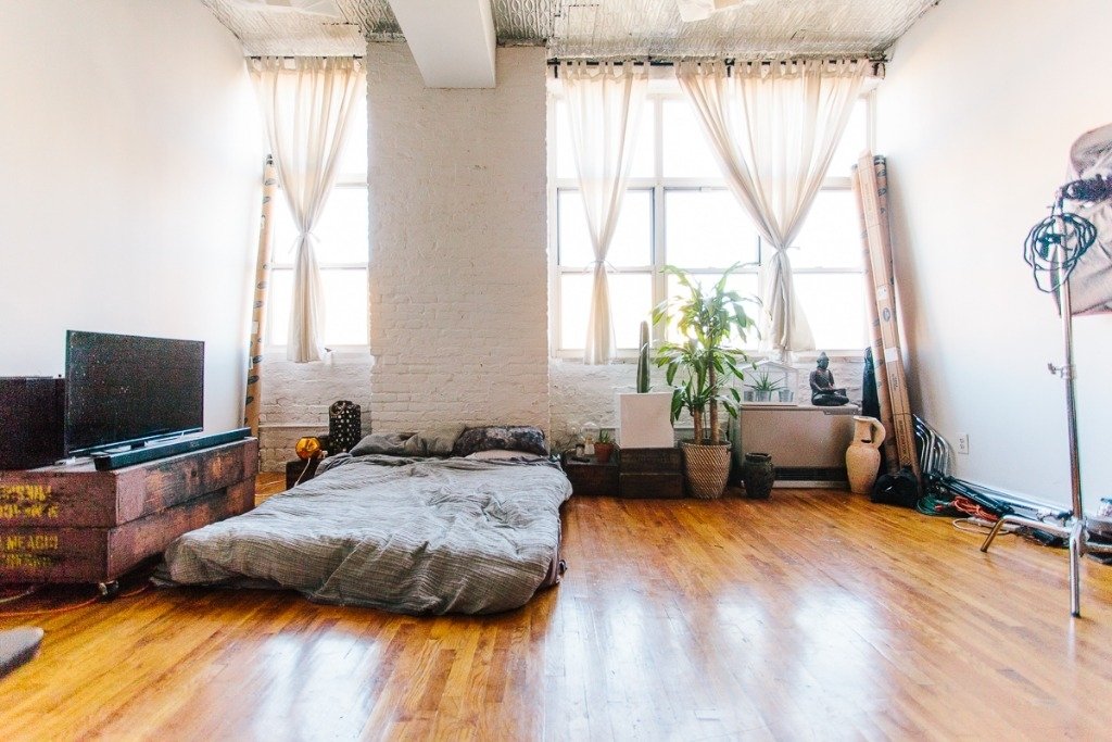 Williamsburg Loft With 2 BRs and Huge Windows Asks 2,300 StreetEasy