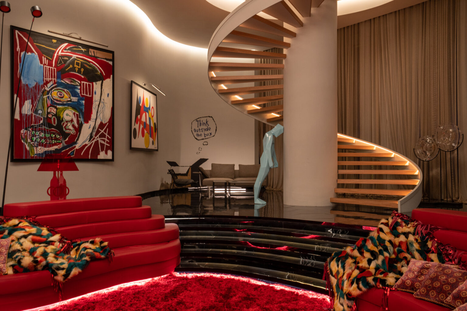 Knives Out Glass Onion