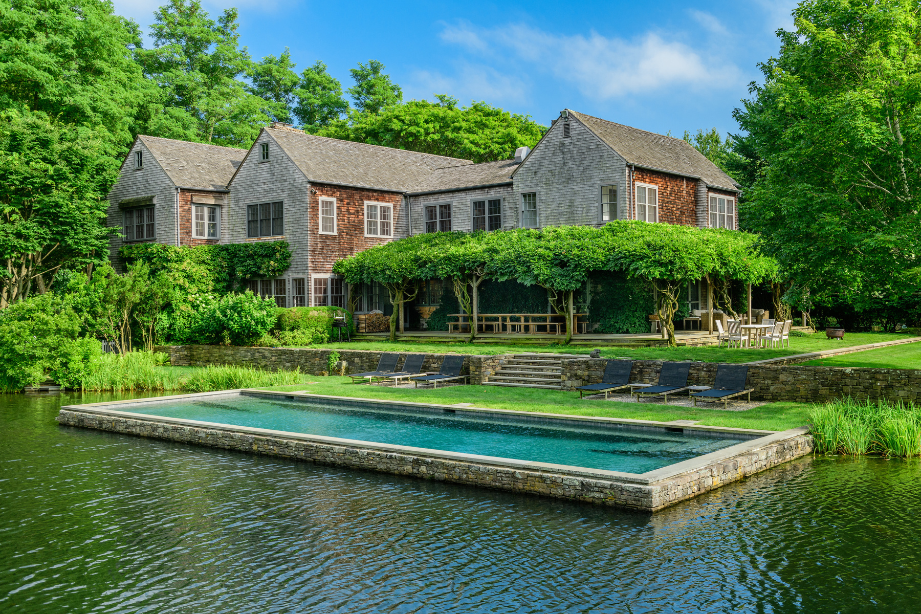 most-expensive-homes-in-the-hamptons-right-now-heading-out