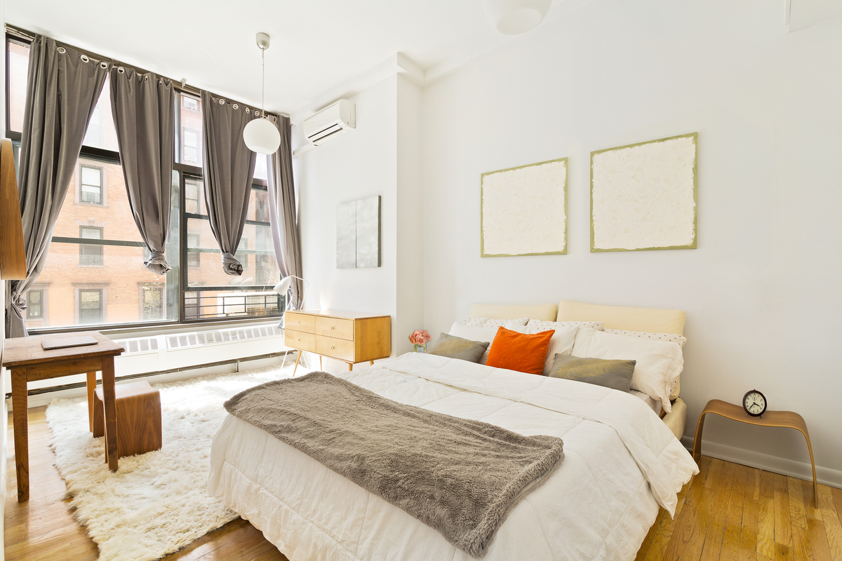 bedroom in Soundproof apartment