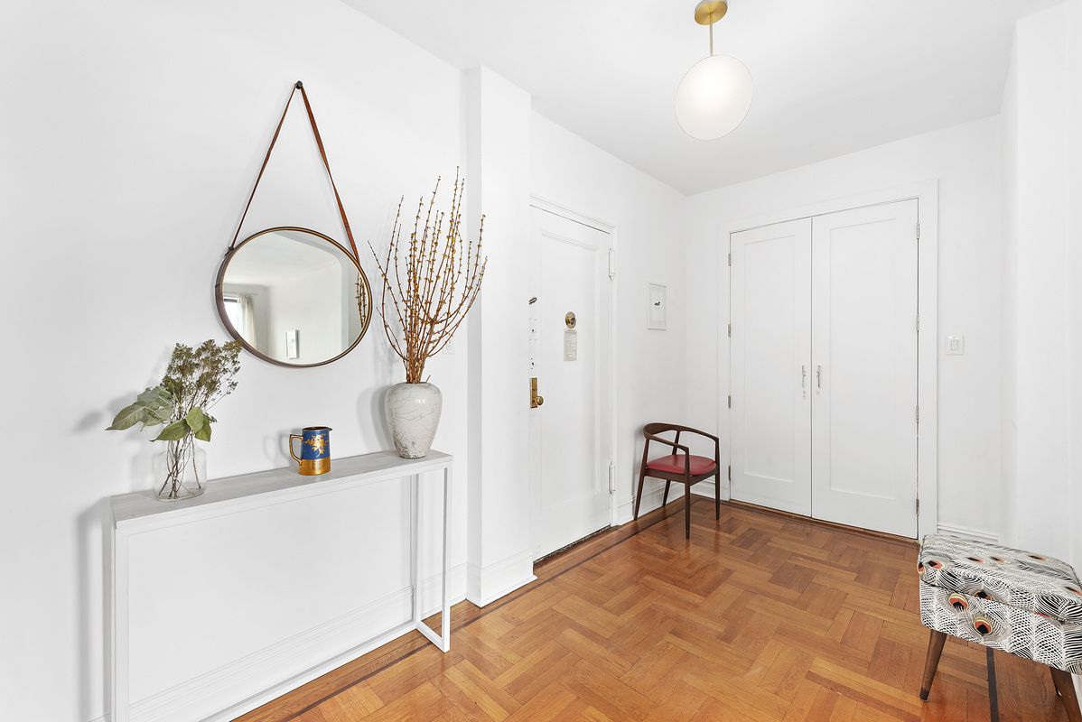 small entryway ideas for apartments