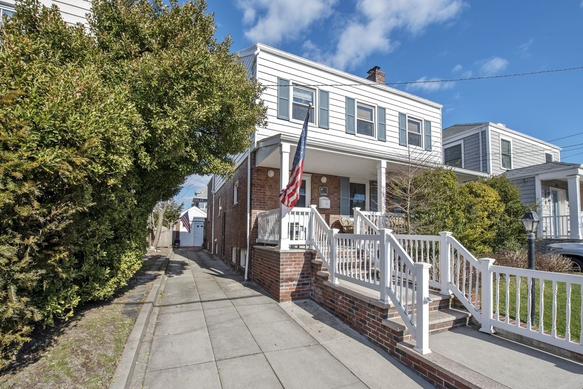 house in belle harbor a nyc beach town