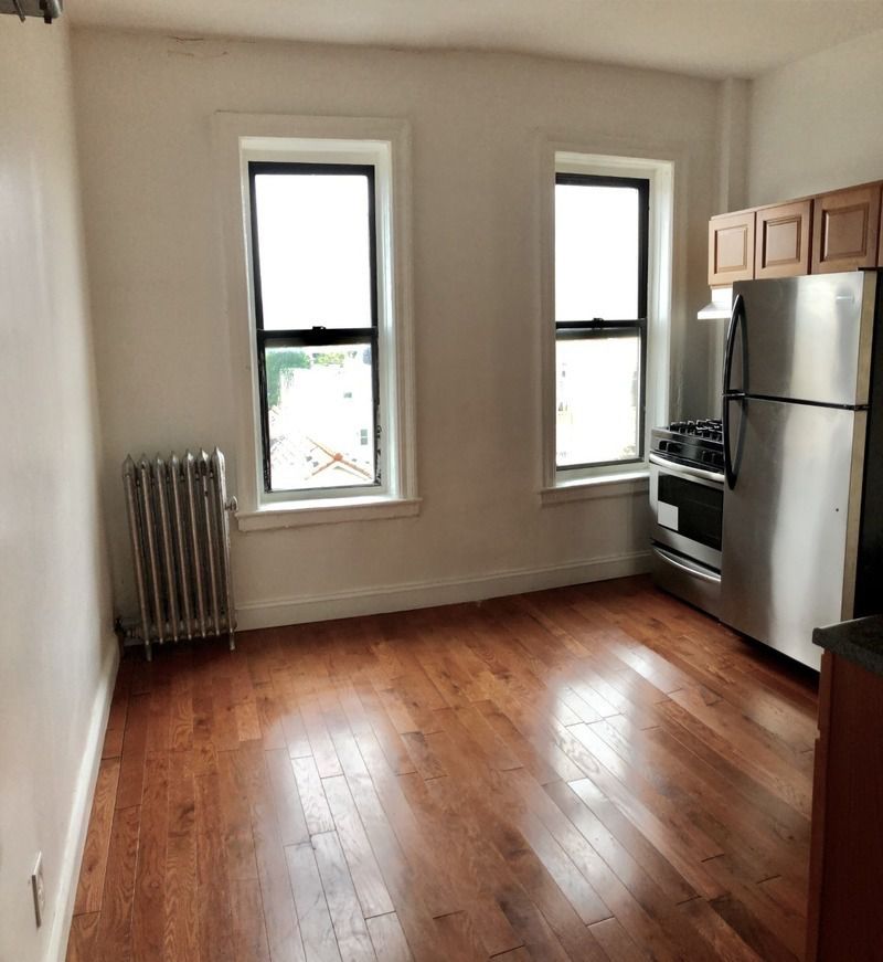 Finding The Holy Grail 1 Bedrooms Under 1500 Streeteasy