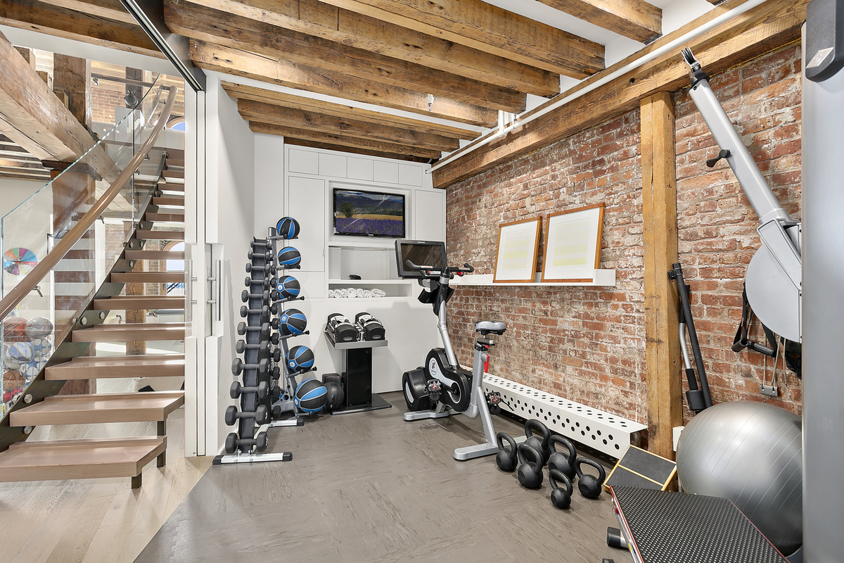 Tiny home best sale gym ideas