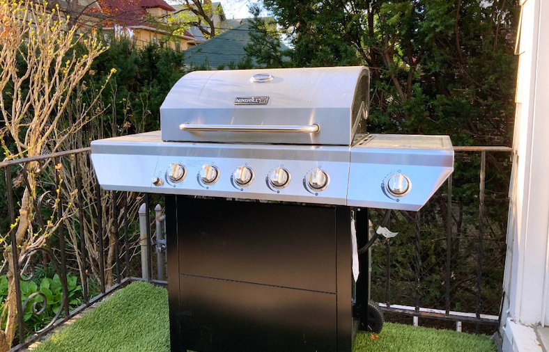 Nyc Grilling Rules For Apartments, Is Propane Fire Pit Legal In Nyc