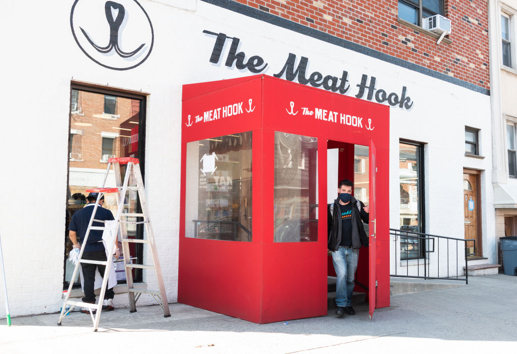 nyc nightlife - the meat hook - greenpoint brooklyn