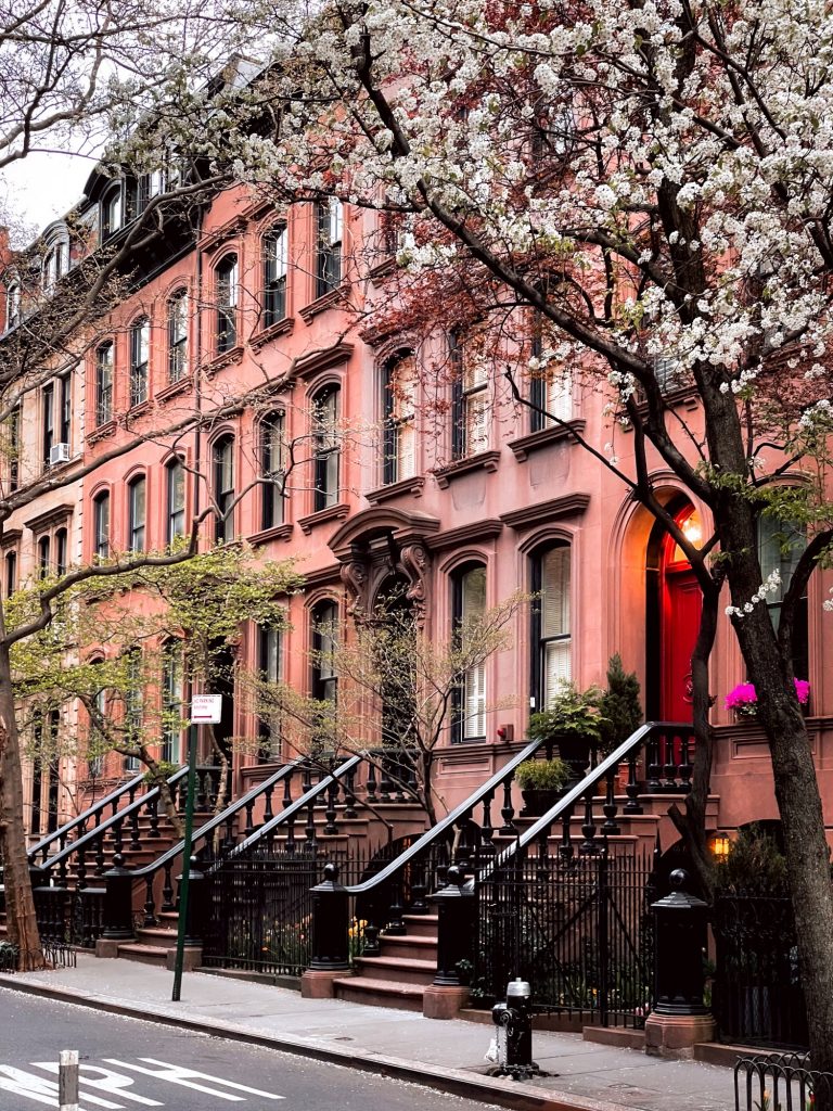 an_uptown_girl - streeteasy finds brownstones image